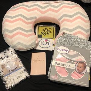 Boppy Breastfeeding Bundle